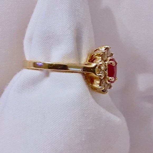 14K Yellow Gold Genuine Oval Ruby and Diamond Princess Style Ring Sz 6 - Picture 3 of 8